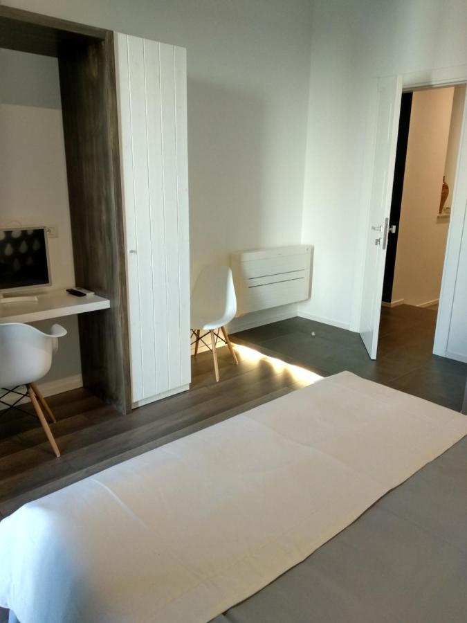 Dimora Mefite-Camere Con Bagno Privato E Self Check-In Matera Exterior photo